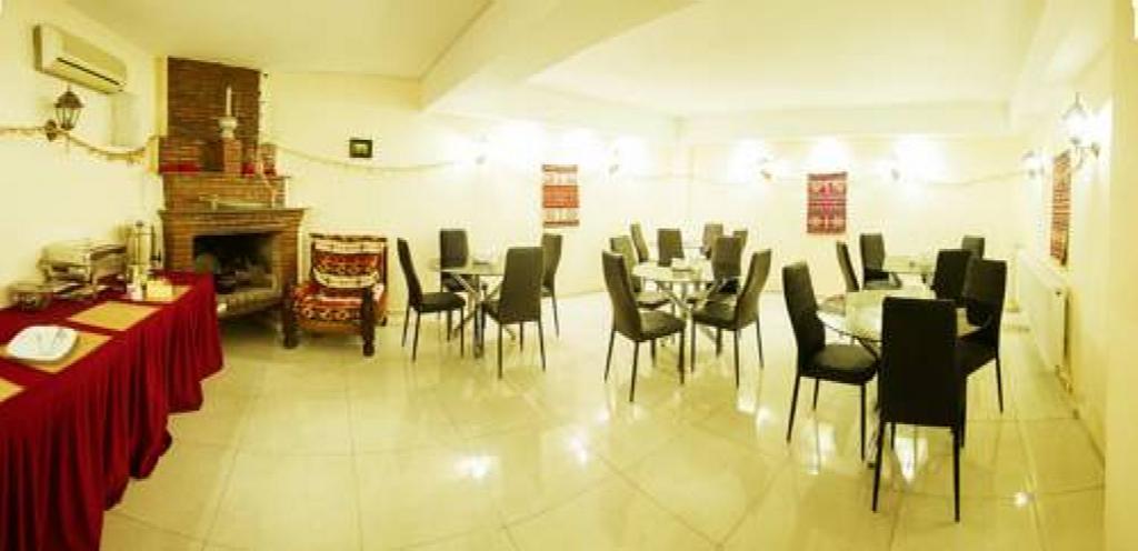 Log Inn Boutique Hotel Tbilisi Esterno foto
