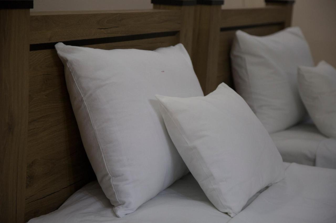 Log Inn Boutique Hotel Tbilisi Esterno foto
